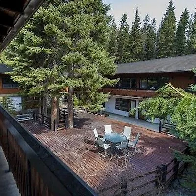 **  The Dorothy Motel Banff Canada