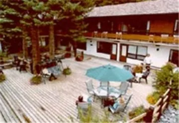 The Dorothy Motel Банф 2*,