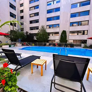 Universel Hotel Montreal